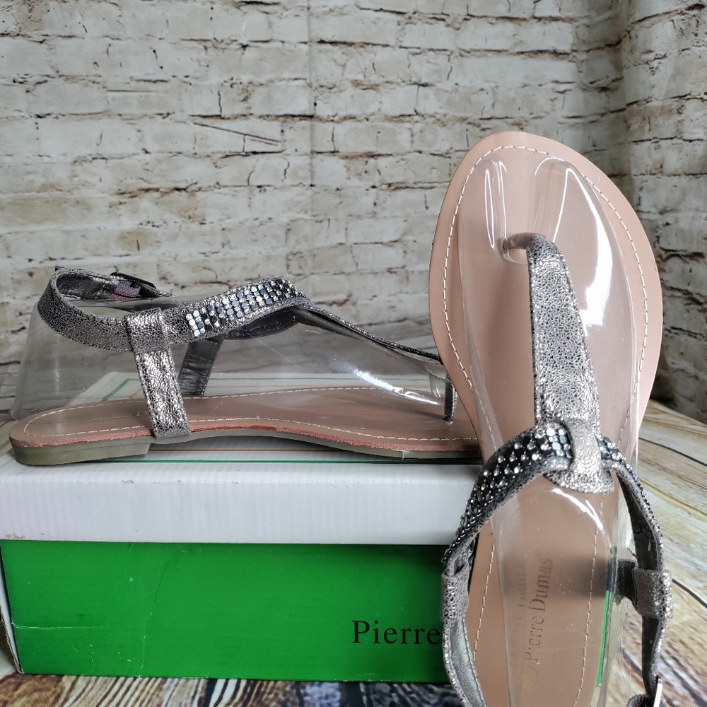 Pierre Dumas Sandals Size 9